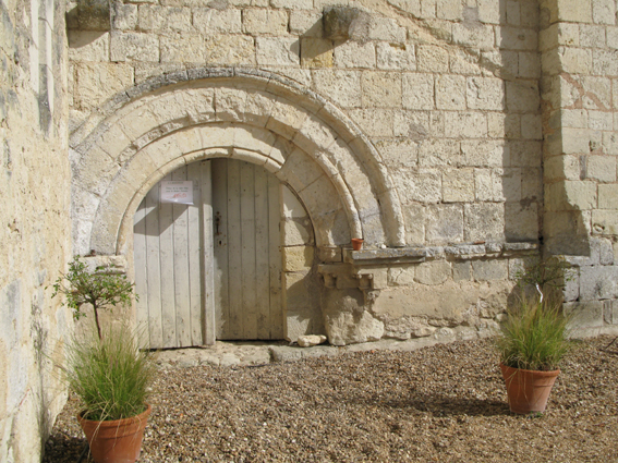 3bisL'entrée de la chapelle.jpg - L'entrée de la chapelle